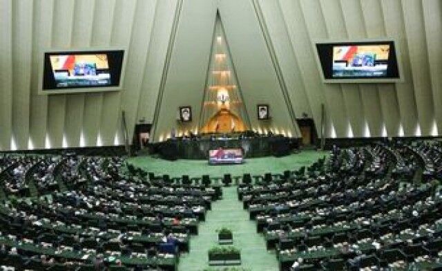 حضور وزیر پیشنهادی صمت در مجلس جنجال به پا کرد
