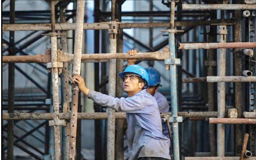 
ترفندهای عجیب امسال دولت برای کاهش دستمزد