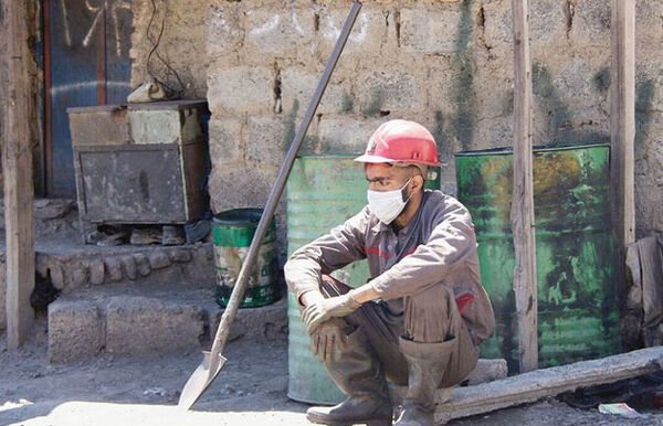 نفوذ بسازبفروش‌ها در دولت و مجلس، مانع بیمه کارگران ساختمانی است