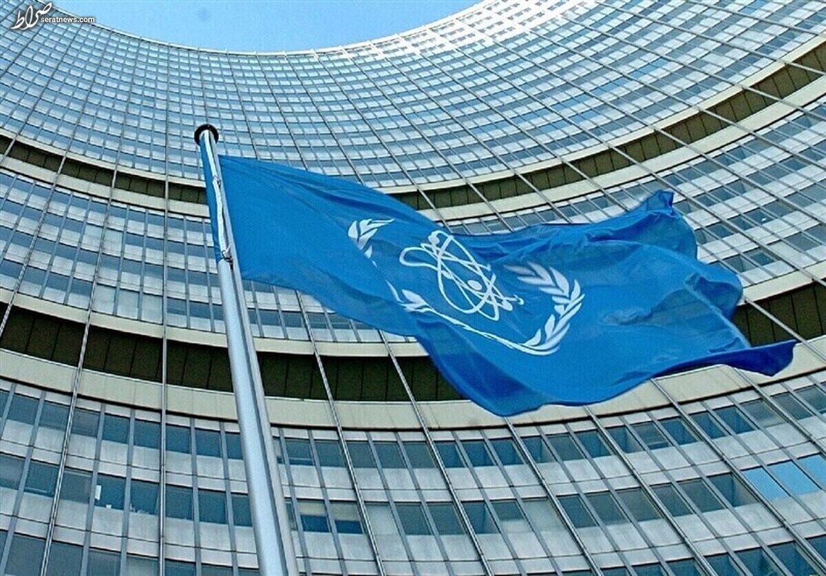 


ذخایر اورانیوم ایران

بیش از  ۲۳ برابر حد مجاز است