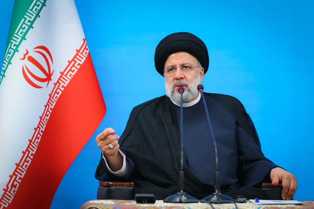 آمریکایی‌ها هم پیغام مذاکره می‌فرستند و هم تحریم جدید اعمال می‌کنند
