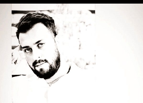 

بازداشت رئیس پلیس انزلی در ارتباط با پرونده مرگ مهران سماک