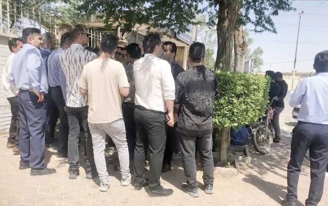 کارگران قراردادی شرکت پایانه‌ها و مخازن پتروشیمی ماهشهر تجمع کردند