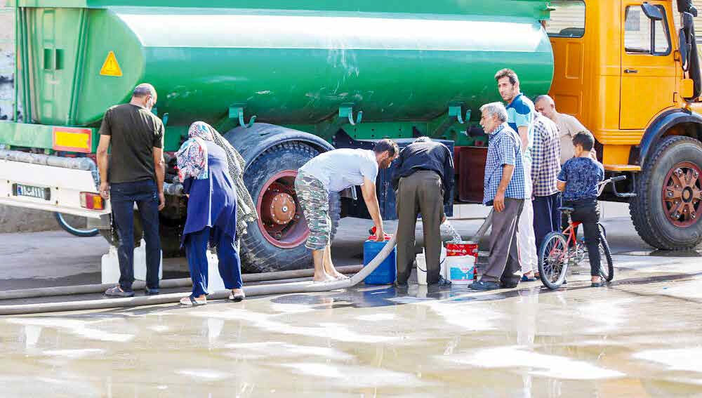 
وعده‌های کمرنگ و عذرخواهی بابت بی‌تدبیری