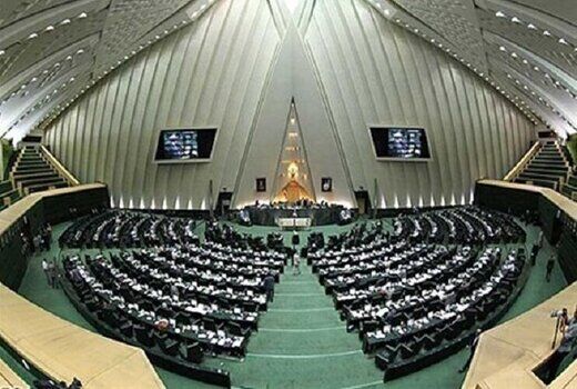 برنامه مجلس برای ساماندهی بازار مسکن و بورس
