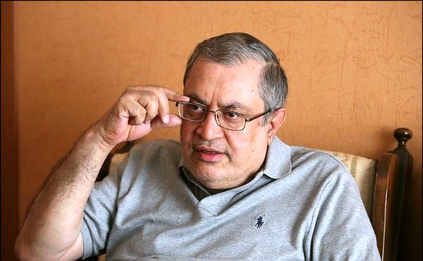 نرخ بنزین و «نور» حجاب، ضربات مهلکی به بار شیشه مملکت هستند