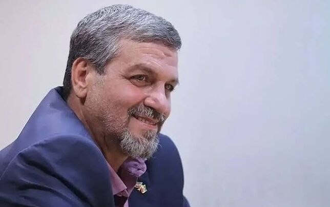 
همه‌پرسی فوری برای تغییر ساختار نظام اجرا شود