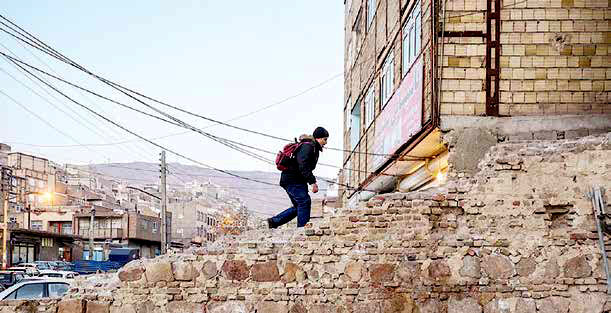 
عدم افزایش حق مسکن کارگران در آشفته بازار بدمسکنی مردم
