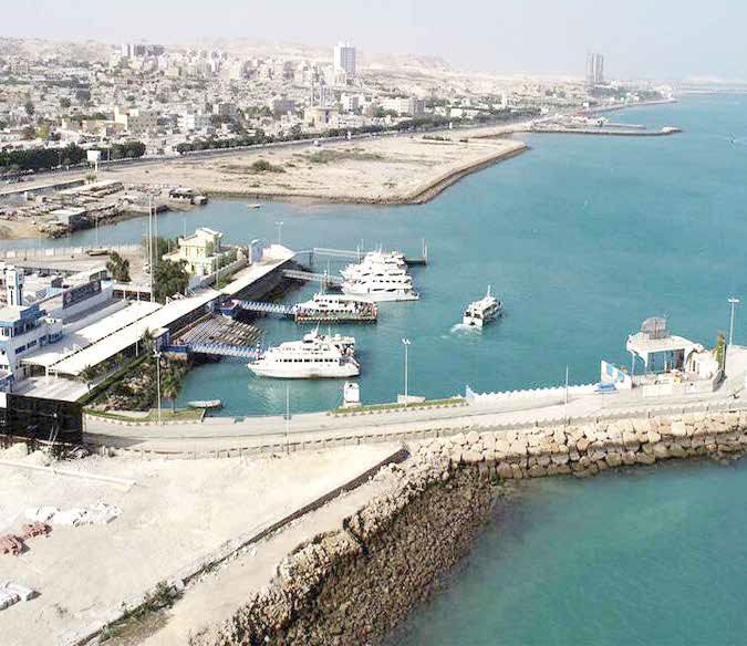 دولت سیزدهم با مدیران بی‌کفایت، تنها نامی از مناطق آزاد  به‌جاگذاشت