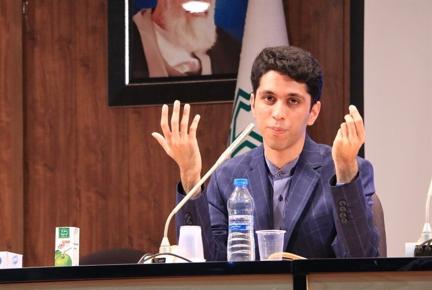 

از «نوید کلهرودی» 

هیچ خبری در دست نیست