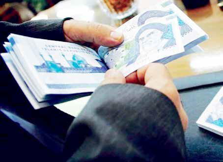 تقلیل موانع تولید به حقوق کارگران