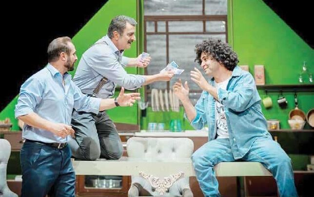 نمایش‌هایی برای خستگان، شکاکان و انتحارکنندگان