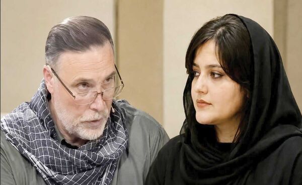 
 مهسا امینی؛ زخمی که تندرو‌ها نمی‌گذارند التیام پیدا کند