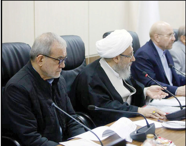 مجمع تشخیص با پرداخت کامل متناسب‌سازی حقوق بازنشستگان دولت موافقت کرد
