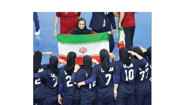 دختران هندبال بر بام آسیا