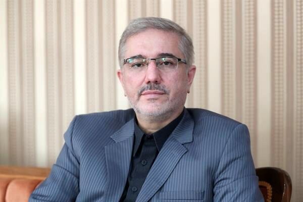 حکم رئیسی برای ریاست


«داود منظور» بر سازمان برنامه و بودجه