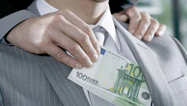 
بیشترین رانت‌ها متعلق به تندروهاست