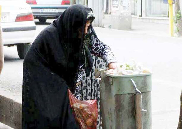 
حداقل‌های معیشت مردم تحت‌تاثیر اهالی سیاست
