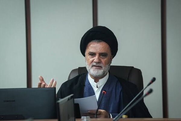 

عربستان مقابل انصارالله درمانده شد 

و برای حضور در ایران التماس کرد