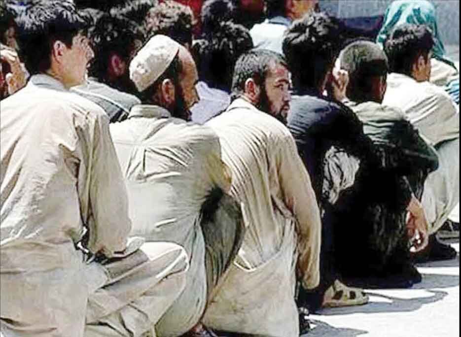 
اخراج اتباع غیرمجاز قیمت ملک را کاهش می‌دهد
