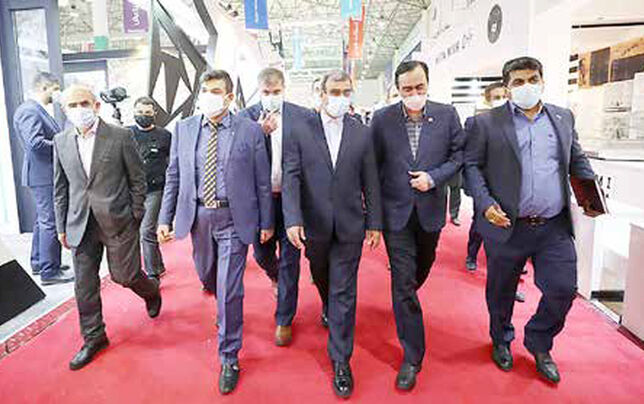 
برگزاری دومین نمایشگاه بین‌‌‌المللی پتروشیمی در کیش 