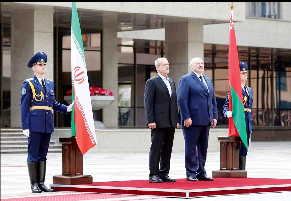 
امضای ۱۲ سند همکاری و یک بیانیه مشترک میان ایران و بلاروس