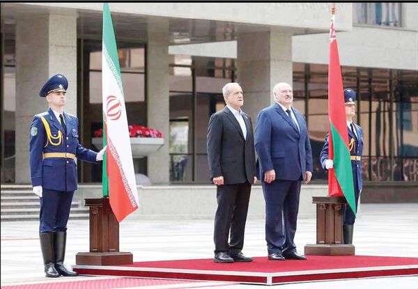 
امضای ۱۲ سند همکاری و یک بیانیه مشترک میان ایران و بلاروس