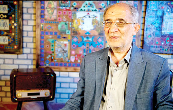  مردم سرباز پادگان نیستند که حکومت در همه شئون زندگی آنها مداخله کند