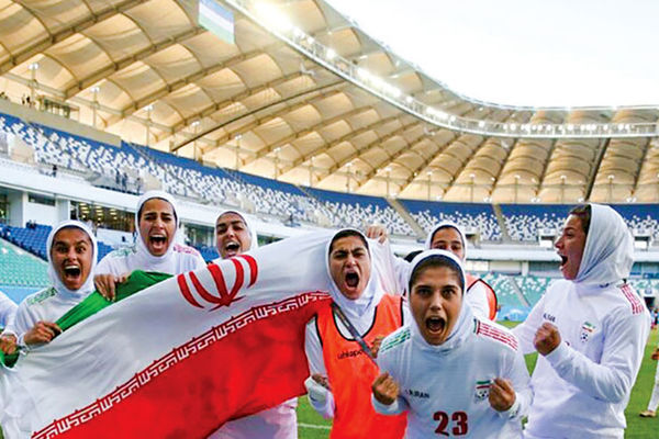 اولین پخش زنده فوتبال بانوان