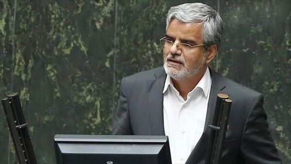 21 ماه حبس برای محمود صادقی