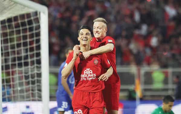 تراکتوری با موتور بنز