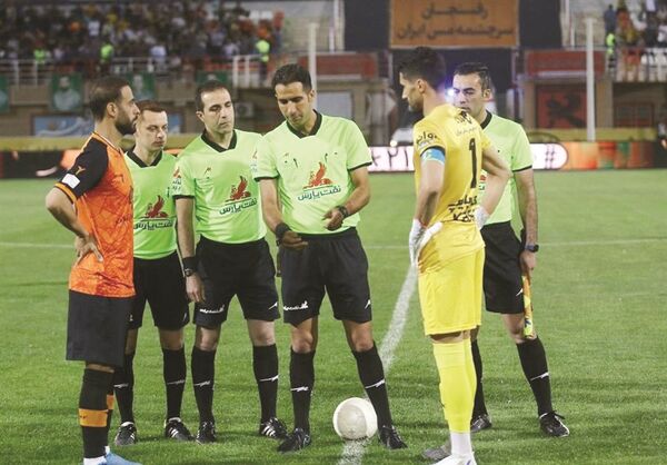 

لطفا شجاع باشید!


