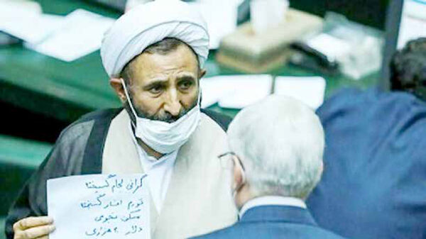 
وقتی پای «مسکن نمایندگان» به سیاست باز می‌شود
