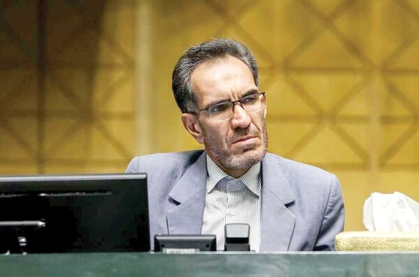 
بعد از سخنرانی رهبری استیضاح منتفی شد