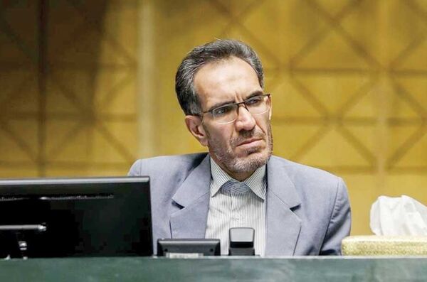 
بعد از سخنرانی رهبری استیضاح منتفی شد