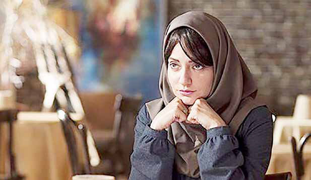 
گیلدا؛ کلاژ سطحی در جهت افاده‌‌پراکنی