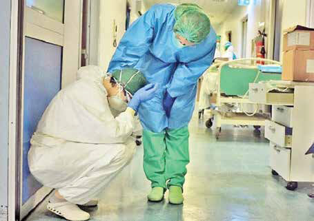 
پرستاران: اعتمادی به وعده‌های مسئولان نداریم