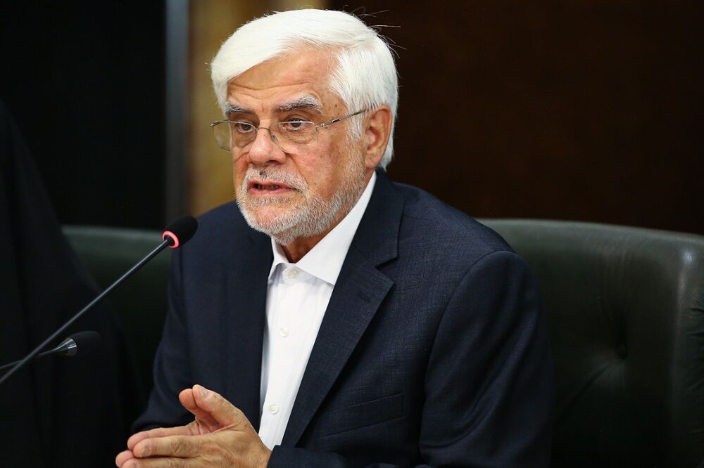دعوت عارف از هنرمندان خارج از کشور برای بازگشت به وطن