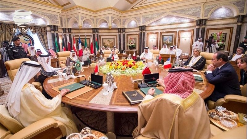 سران بدون قطر و عمان