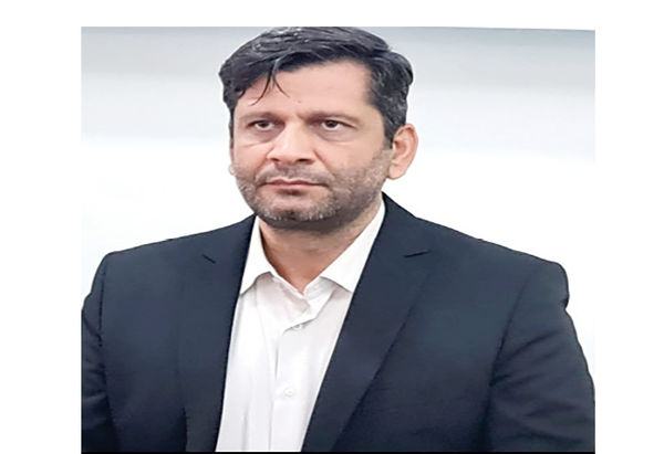 مقامات وزارت کار برای توجیه عملکرد غیرقانونی، قانون را هم زیر سوال می‌برند