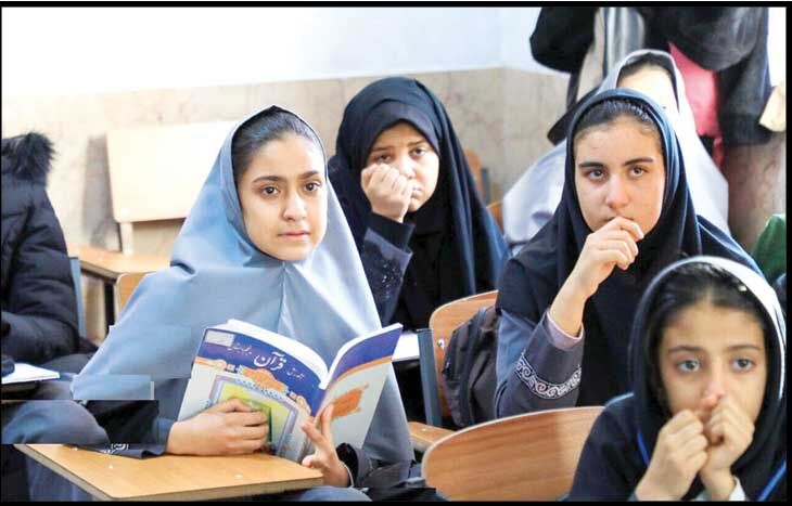 پلیس به هیچ وجه در مدارس حضور نمی‌یابد
