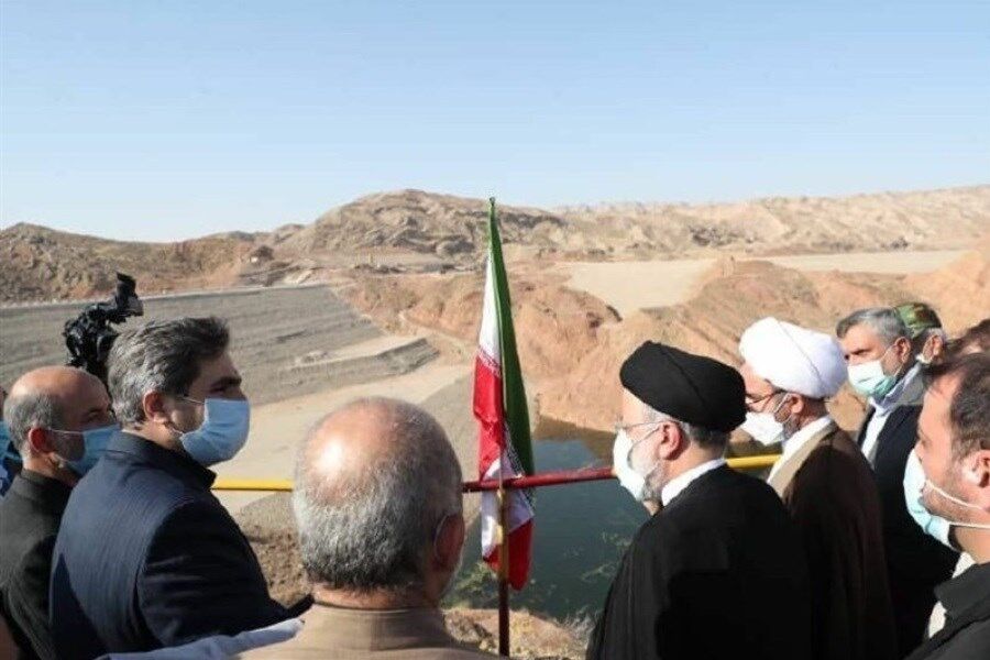 
تاخیر در تحقق وعده‌ها موجب کاهش سرمایه اجتماعی می‌شود