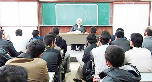 
جبران چهار  دهه ناکامی  پای تخته سیاه