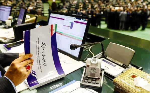 برای دولت ابزار دیگری جز مالیات‌ستانی باقی نمانده است