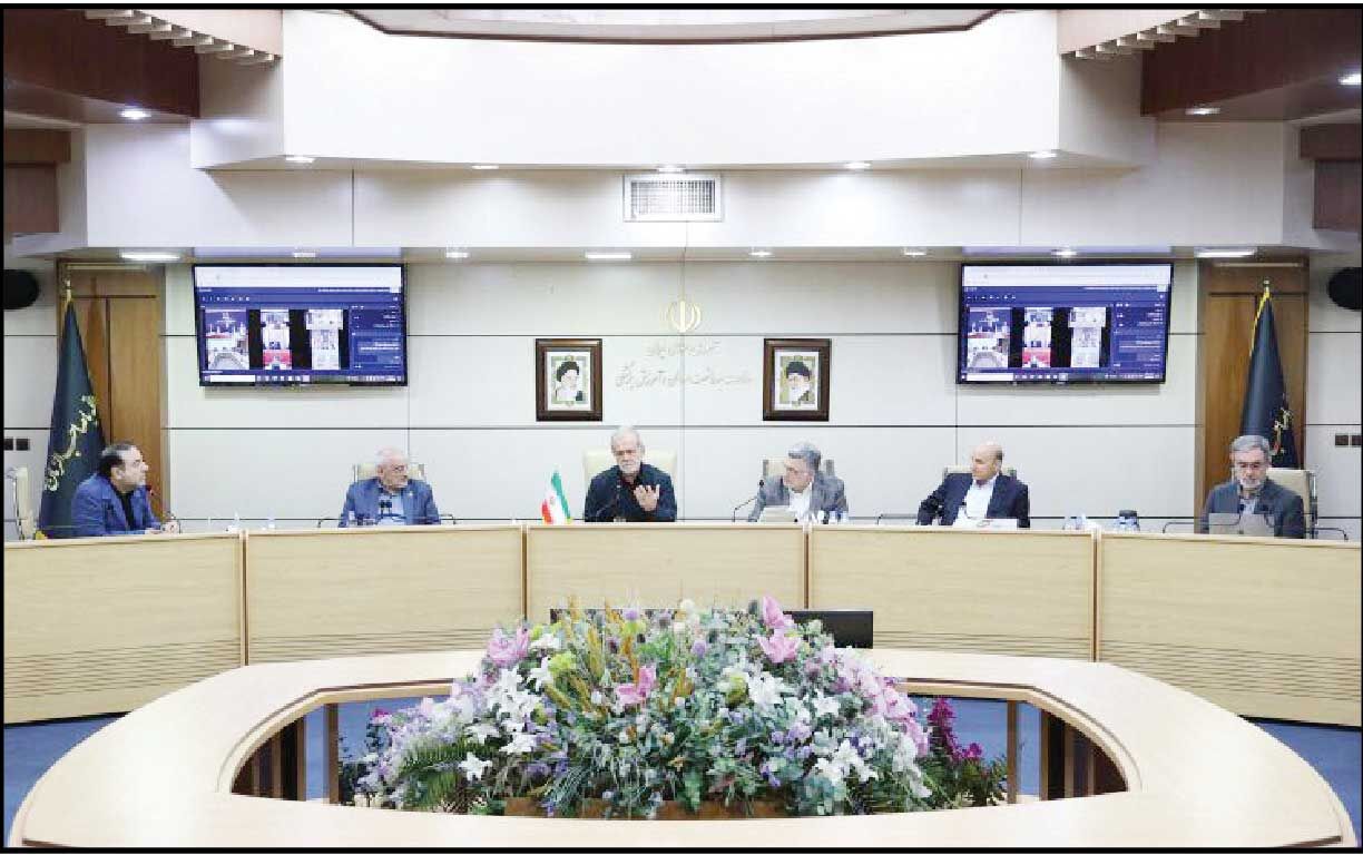 
جامعه پزشکی توانمندیِ خروج از چارچوب‌های سنتی را دارد