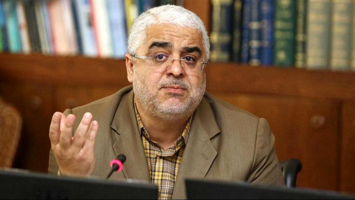 قالیباف پایبند هیچ اصولی نیست