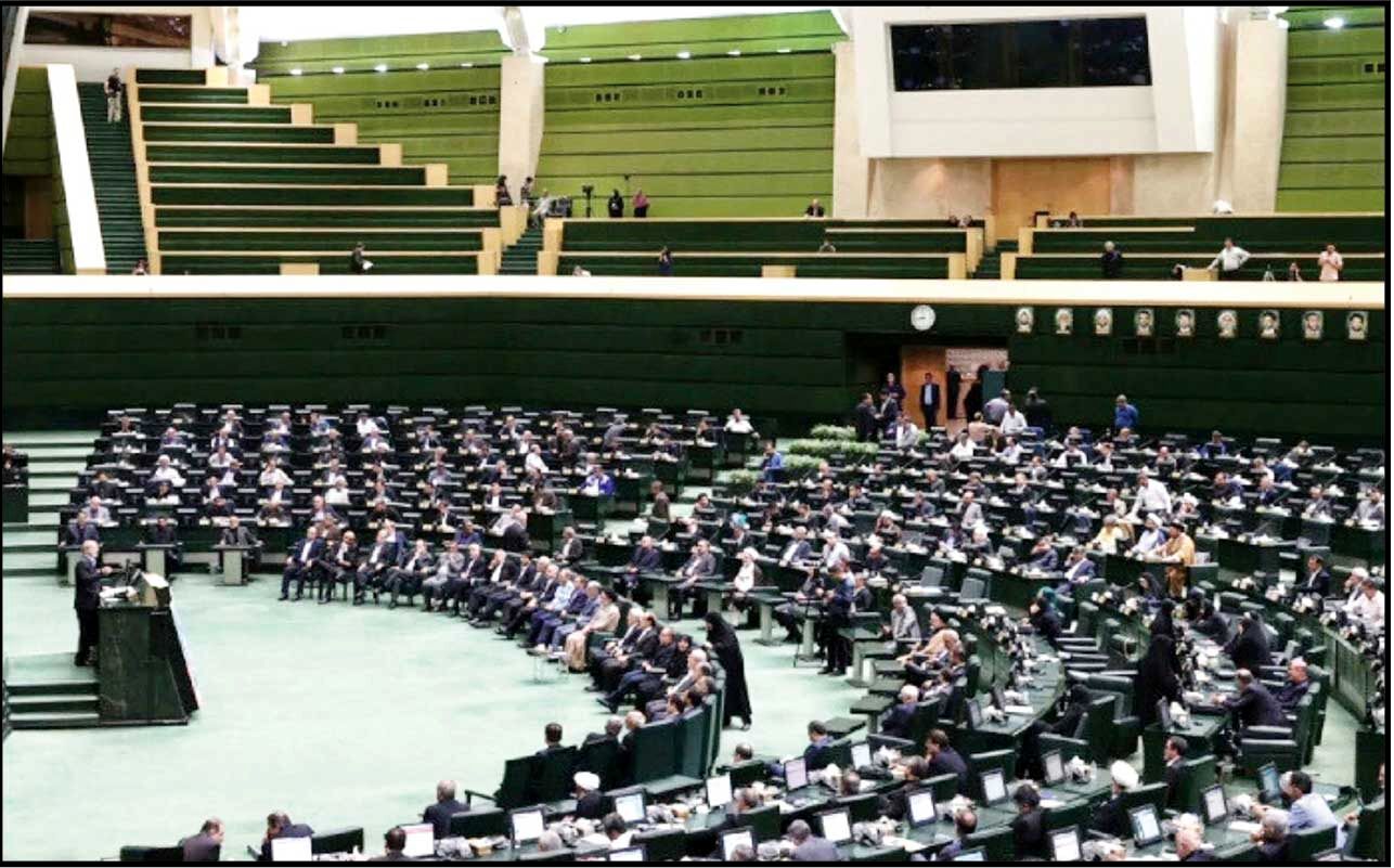 
اقتصاد ایران در آستانه چه وضعیتی است؟