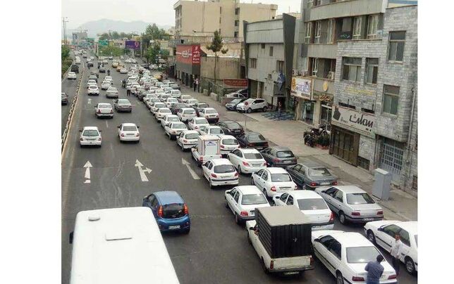 صف‌هایی به طول 14 میلیون لیتر کسری بنزین!