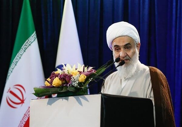  اگر قرار است طبری آزاد باشد، پس همه ما را زندانی کنید
