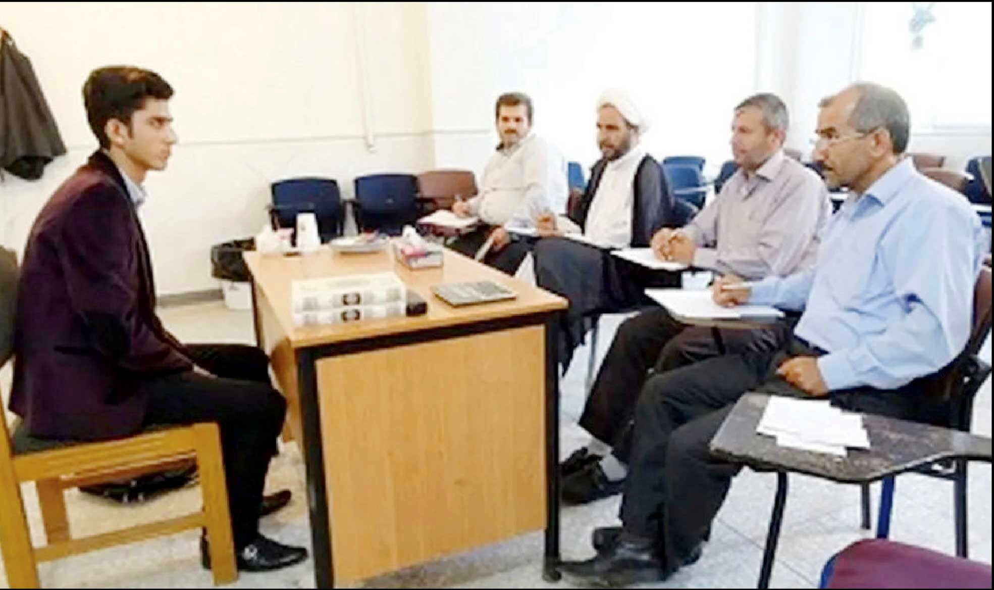 
در گزینش معلمان؛ سلامت روان در حاشیه، ایدئولوژی و حجاب در صدر
